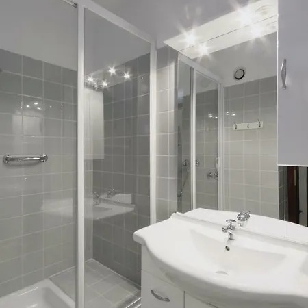 2 Bedroom Cozy In شقة *